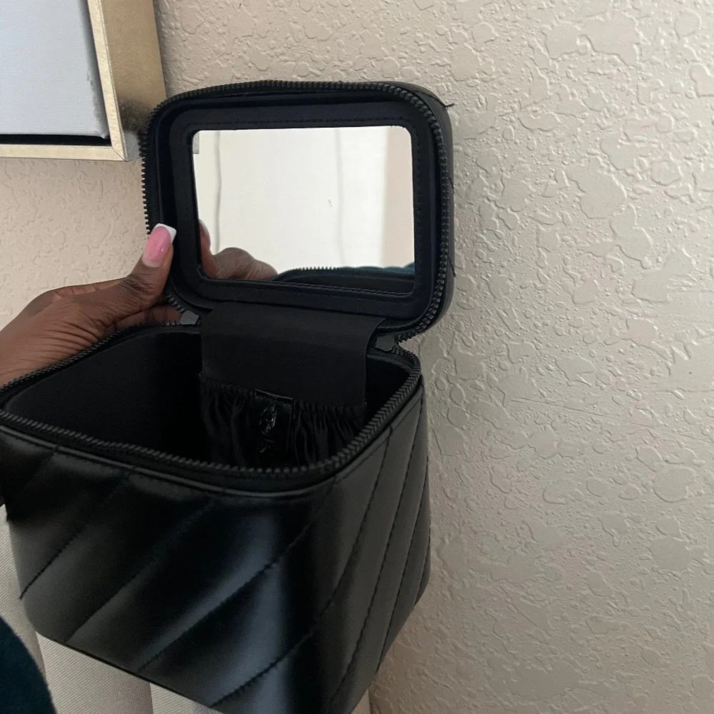 YSL Black Quilted Vanity Bag YSL - Unbranded